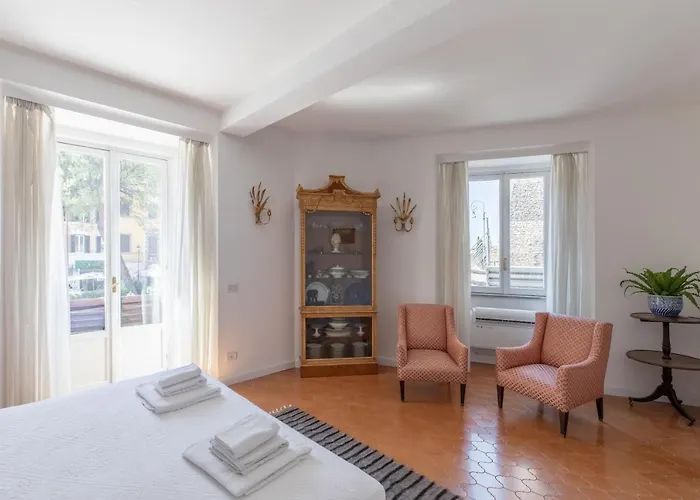 Iflat Modern In The Monti Area Рим