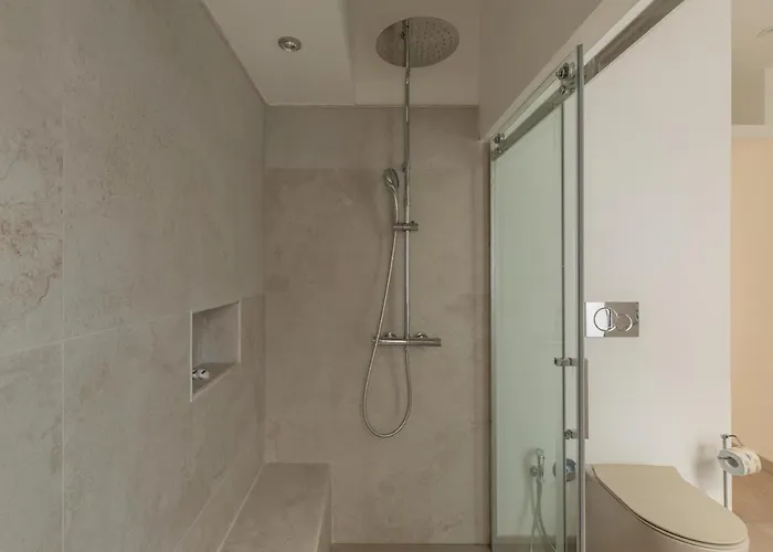 Iflat Modern In The Monti Area Апартаменты *